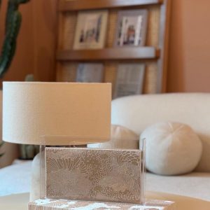 ظرف قماش بيج مطرز بالأوف وايت